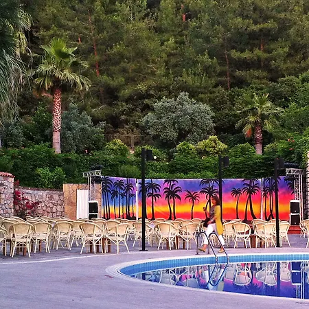 Montana Pine 4* Öludeniz