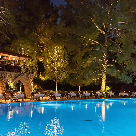 Semesteranläggning (resort) Montana Pine