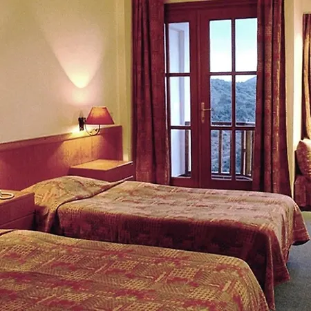Montana Pine 4*