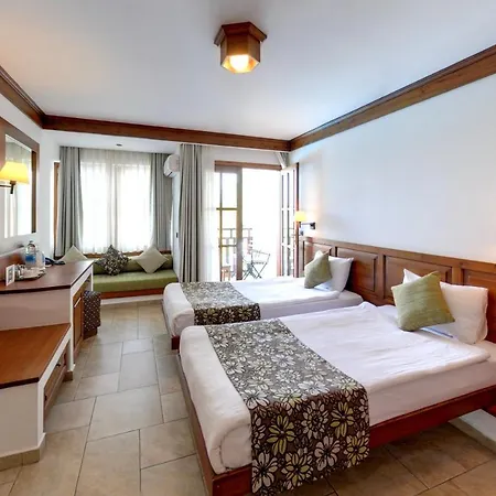 Montana Pine Semesteranläggning (resort) 4*