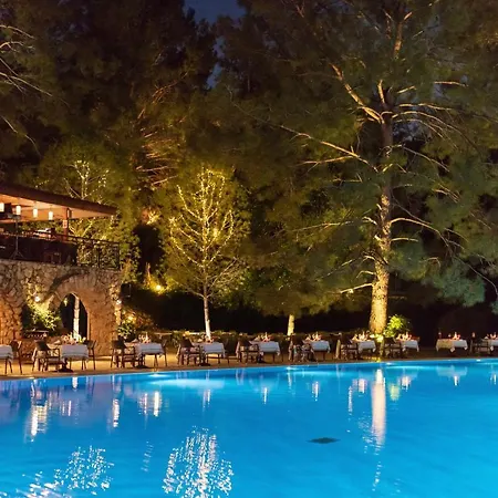 Ośrodek wypoczynkowy Montana Pine 4*