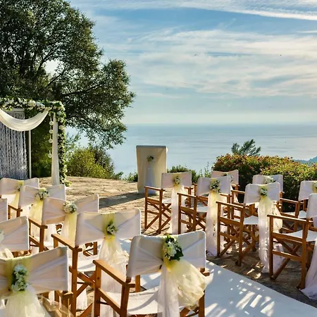 Montana Pine Semesteranläggning (resort) Öludeniz