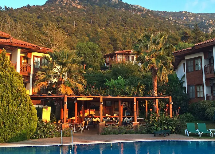 Üdülőközpont Montana Pine 4*