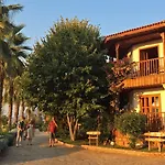 Montana Pine Station touristique Ölüdeniz