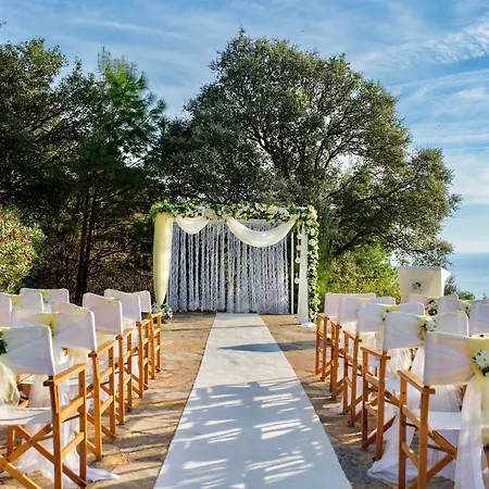 Montana Pine Курортный комплекс Олудениз