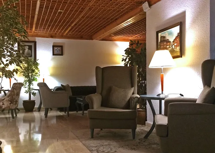 Montana Pine 4*