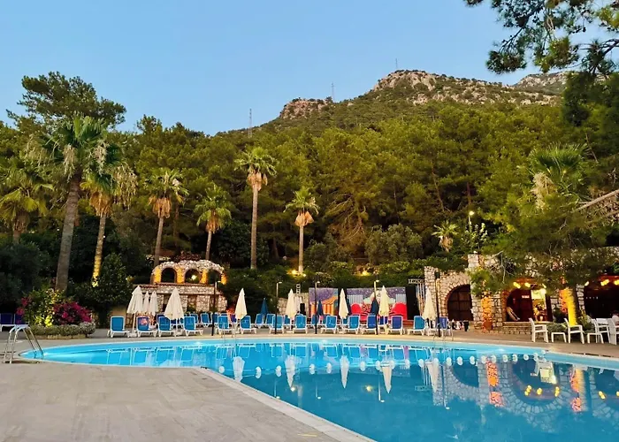 Rezort Montana Pine Oludeniz