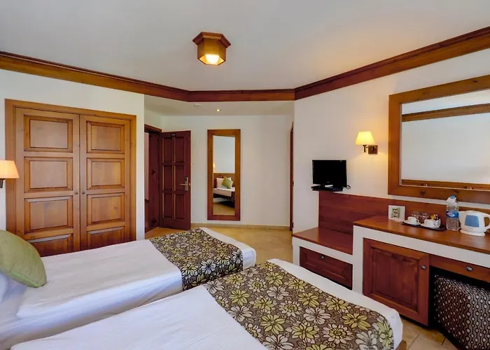 Montana Pine Rezort Oludeniz