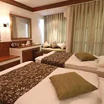 Montana Pine 4* أولدينيس